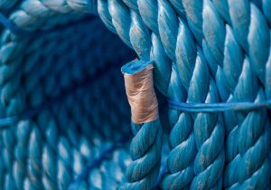 طناب‌های مصنوعی از چه جنسی ساخته می‌شوند؟