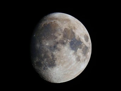 تصاویر گوشی‌های هوشمند سامسونگ از ماه جعلی‌اند