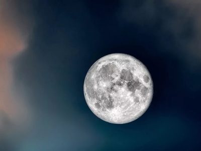 ناسا به دنبال استخراج منابع انرژی از ماه است