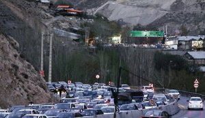 ترافیک ۱۴ کیلومتری در بزرگراه رشت – امامزاده هاشم/ خروج ۱.۱ میلیون خودرو از گیلان