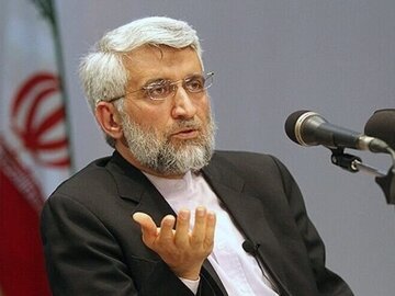 واکنش سعید جلیلی به ادعای ترامپ درباره منفجر کردن مراکز علمی ایران/ نتیجه توافق افزایش قیمت دلار از سه ۳ هزار تومان به ۳۰ هزارتومان بود