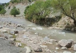 رودخانه جاجرود خشک شد/ عکس