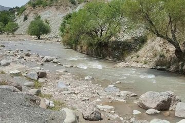 رودخانه جاجرود خشک شد/ عکس