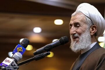 آقای صدیقی! چرا نسبتی به شهیدرئیسی می دهید که قابل اثبات نیست؟