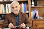 هاشمی طبا: مملکت با سیاست “من بمیرم تو بمیری” اداره می‌شود/وفاق هم همان “من بمیرم تو بمیری” است/اگر از برنامه‌های توسعه فیلم طنز بسازند اسکار می گیرد!