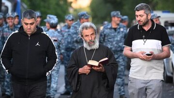 آیا منصفانه است که ارمنستان را «اوکراینی در قفقاز جنوبی» توصیف کنیم؟