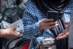 قیمت جدید دلار، یورو و سایر ارزها امروز ۲ مردادماه ۱۴۰۴/ دلار یک کانال سقوط کرد