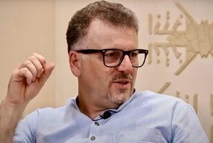 نقش اسرائیل در حل مشکل حجاب!