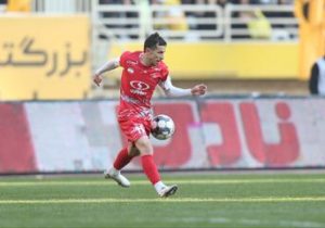 ستاره پرسپولیس، سپاهان را محکوم کرد