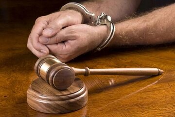 جعل نامه رهبر انقلاب و رئیس قوه قضائیه/ حکم محکومیت ۴ متهم پرونده کلاهبرداری تایید شد