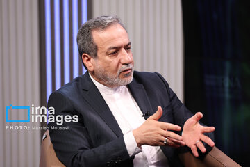 عراقچی: ارمنستان اطمینان داد از خاکش تهدیدی متوجه ایران نمی‌شود