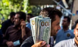 قیمت جدید دلار، یورو و سایر ارزها امروز ۱۸ شهریورماه ۱۴۰۴/ دلار در آستانه ورود به کانال ۹۰ هزار تومان قرار گرفت