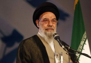 عضو خبرگان رهبری: باید در مقابله با گناهان علنی محکم باشیم/دشمن می خواهد با ترویج بی بندوباری دین مردم را هدف بگیرد