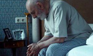 خستگی چه زمانی طبیعی  و چه زمانی نگرانکننده است؟