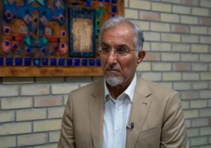 ۷ میلیون نفر زیر خط گرسنگی هستند/ راغفر: رشد فقر و فساد بانک آینده با هم ارتباط دارند/ایران به سمت «سائوپائولوئیزه شدن» می‌رود