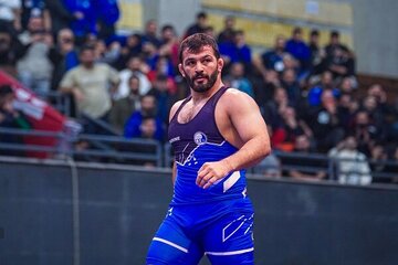 واکنش تانک روس به مبارزه احتمالی با حسن یزدانی