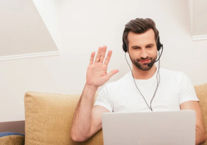 چت روم چیست؟ راهنمای جامع آشنایی با Chat Room، کاربردها، مزایا و معایب