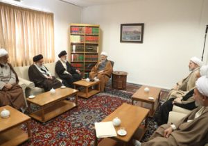 آیتالله سبحانی: معیشت مردم در اولویت است/ اعتراض سازنده پذیرفتنی است، اغتشاش نه