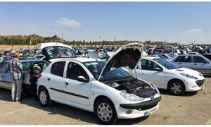 سقوط آزاد قیمت خودرو در بازار/ تغییر قیمتها سرعت گرفت + جدول قیمت خودروهای داخلی