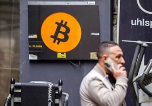 کمر بازار رمز ارز شکست/ ریزش سنگین  بیت‌کوین در یک روز خونین