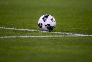 ماجرای یک کتککاری در تیم مشهور/ کاپیتان را از زیر دست و پای بازیکن جوان خارج کردند