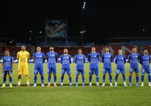 مربی جدید استقلال وارد تهران شد