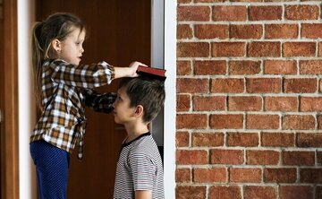 آیا بلوغ زودرس قد کودک را کوتاه میکند؟ / بعضی والدین اصرار دارند جلوی بلوغ کودک گرفته شود آیا بلوغ زودرس قد کودک را کوتاه میکند؟ / بعضی والدین اصرار دارند جلوی بلوغ کودک گرفته شود