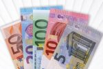 خبر مهم برای متقاضیان دریافت ارز با کارت ملی/ شرط جدید دولت چیست؟