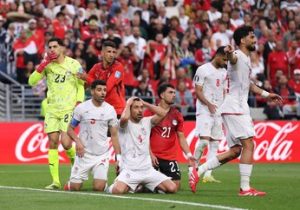 شما نظر بدهید /  از عملکرد کادر فنی و بازیکنان  تیم ملی در جام جهانی رضایت دارید یا خیر؟ چرا؟