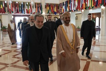 سرنوشت تنگه امروز مشخص خواهد شد؟ / استقبال بدر البوسعیدی از عراقچی: دریانوردی در دستور کار مذاکرات